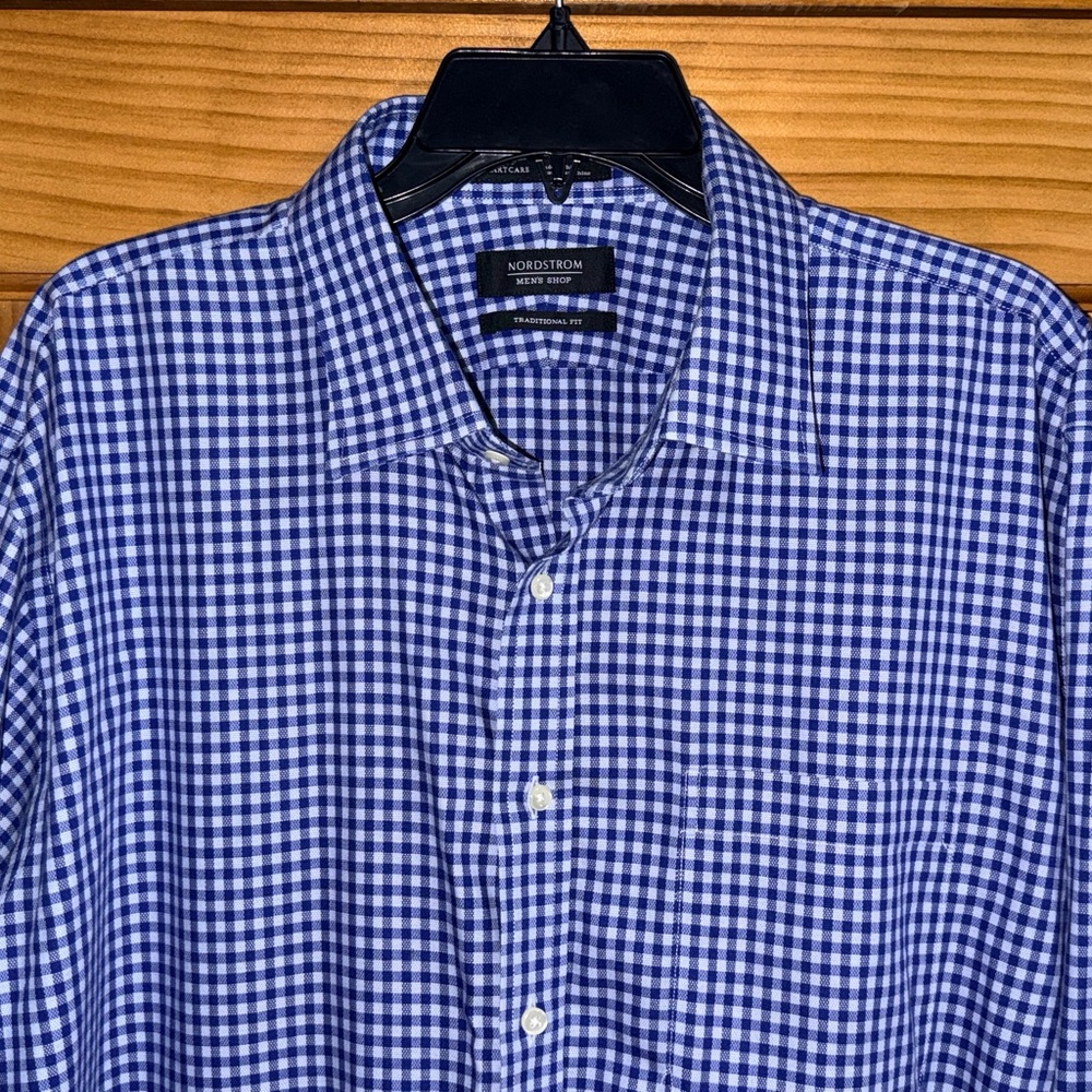 Nordstrom Men's Blue Gingham Button Down Shirt 17 1/2 35 - EUC - Picture 4 of 10